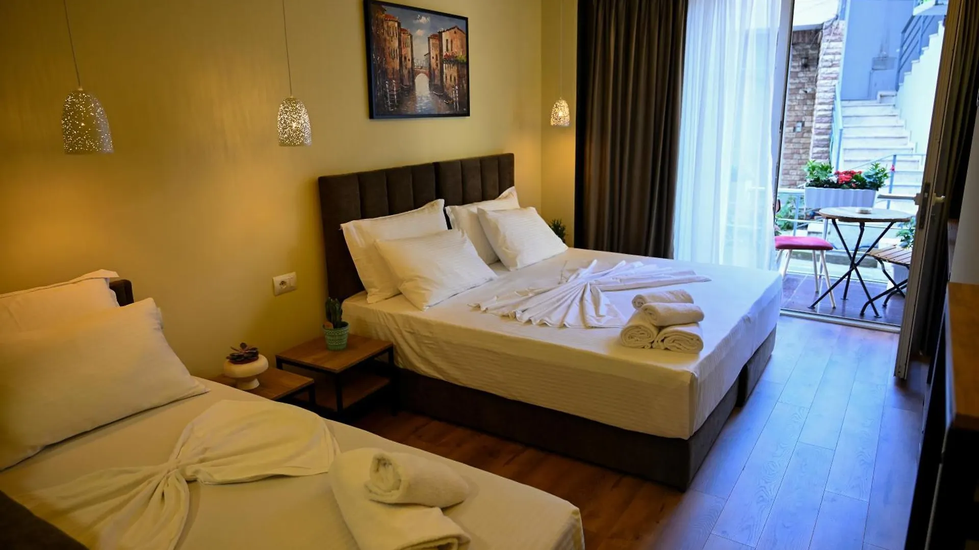 Kuta'S Rooms 4 Τίρανα Διαμέρισμα